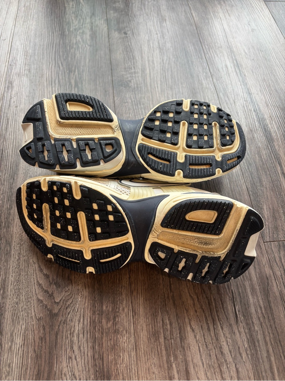 Nike V2K sneaker - Picture 4 of 7